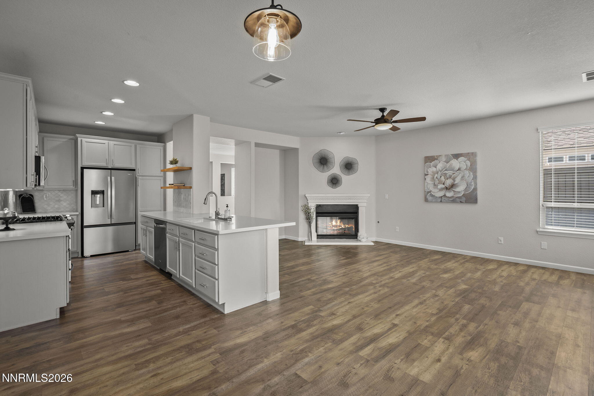 450 Roseben Court Reno, NV 89521 - Photo 14 of 40 14-web-or-mls-_DSC0052