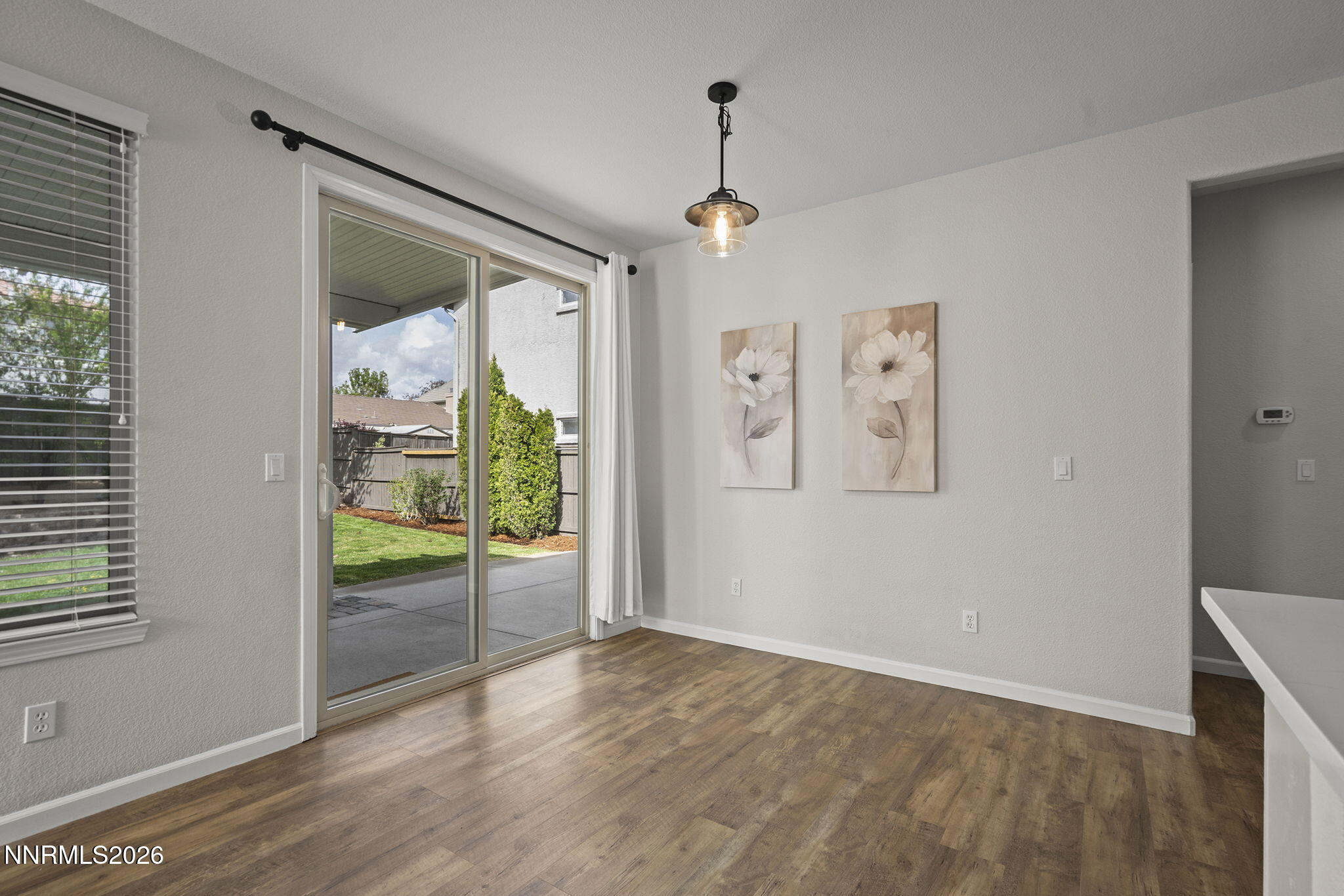 450 Roseben Court Reno, NV 89521 - Photo 15 of 40 15-web-or-mls-_DSC0047