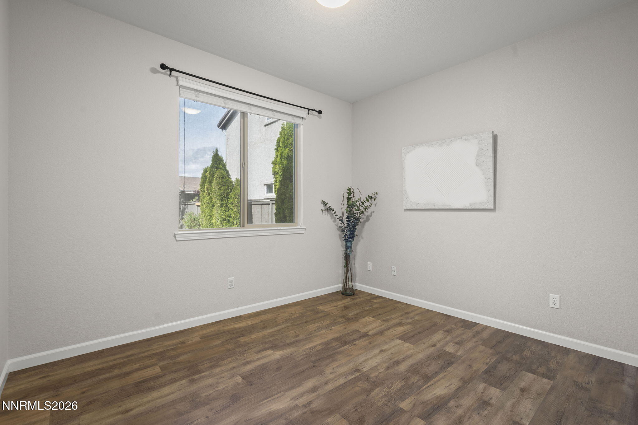 450 Roseben Court Reno, NV 89521 - Photo 26 of 40 26-web-or-mls-_DSC0082