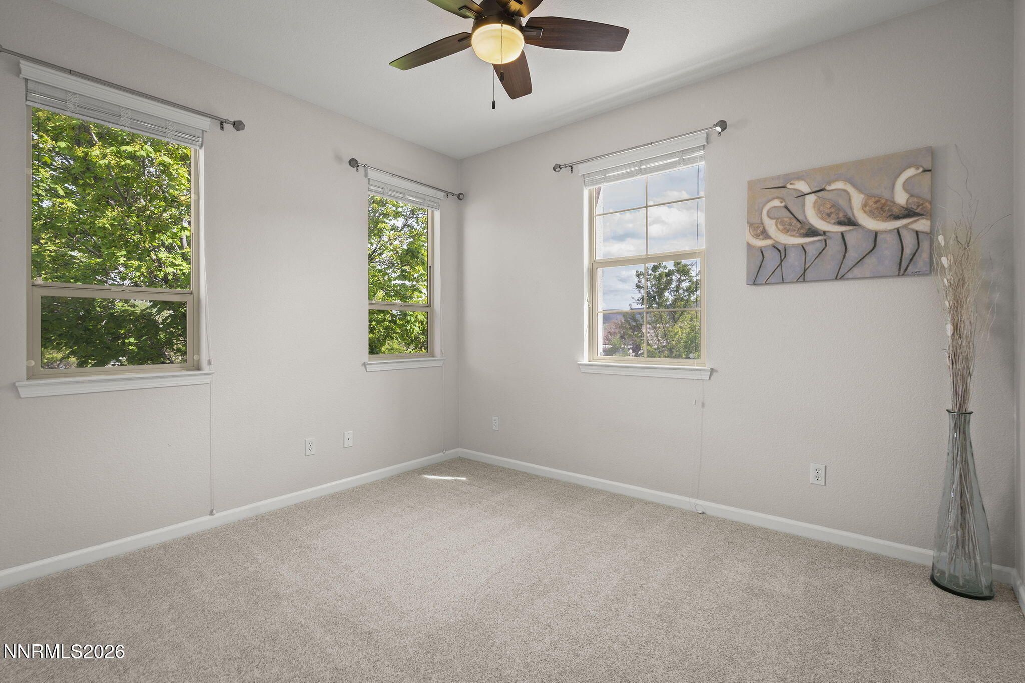 450 Roseben Court Reno, NV 89521 - Photo 27 of 40 27-web-or-mls-_DSC0126