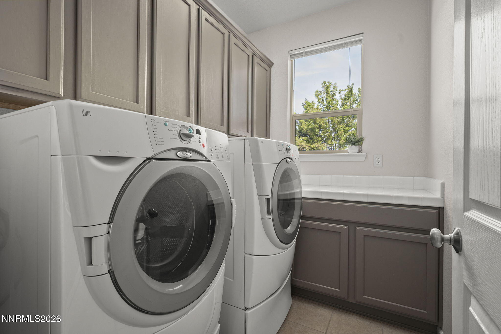 450 Roseben Court Reno, NV 89521 - Photo 29 of 40 29-web-or-mls-_DSC0131