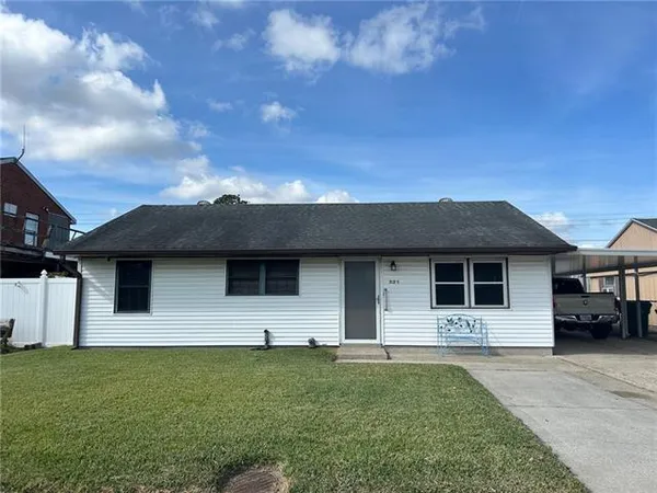 $1,700 | 321 Elsa Drive, Westwego, LA 70094
