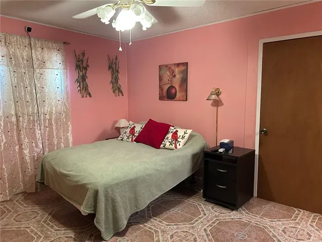 $1,800 | 321 Elsa Drive, Westwego, LA 70094