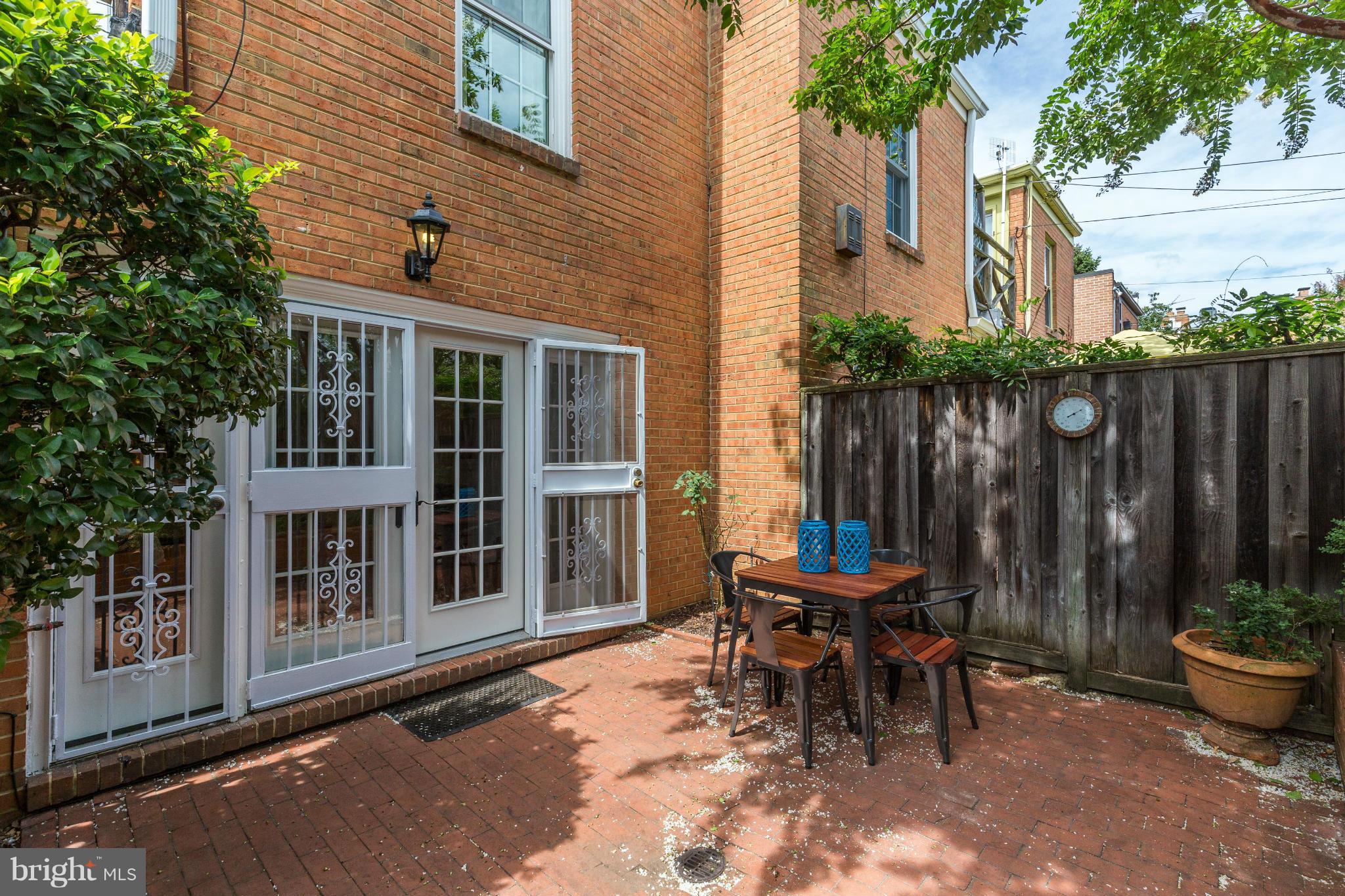 320 8th Street Southeast Washington, DC 20003 - Photo 24 of 27 Patio