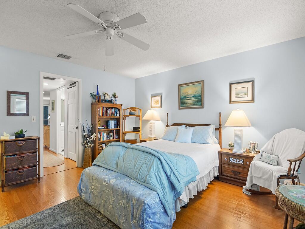 1702 Lakefront Boulevard, Unit B Fort Pierce, FL 34982 - Photo 22 of 29 Resized025