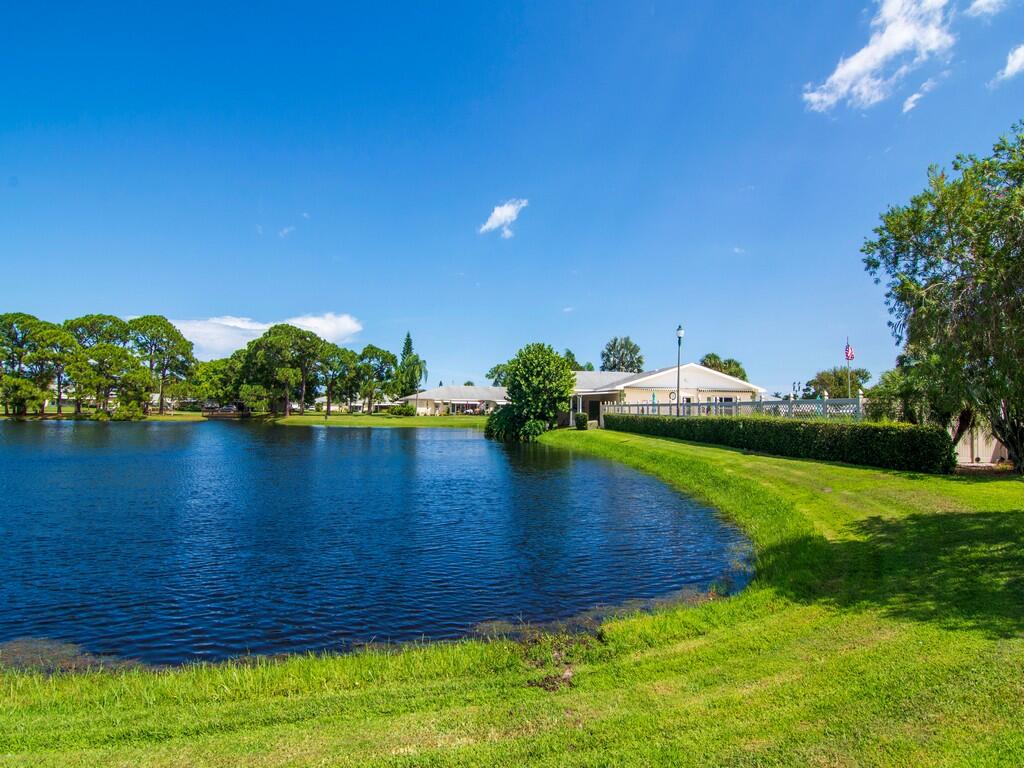 1702 Lakefront Boulevard, Unit B Fort Pierce, FL 34982 - Photo 26 of 29 Resized046