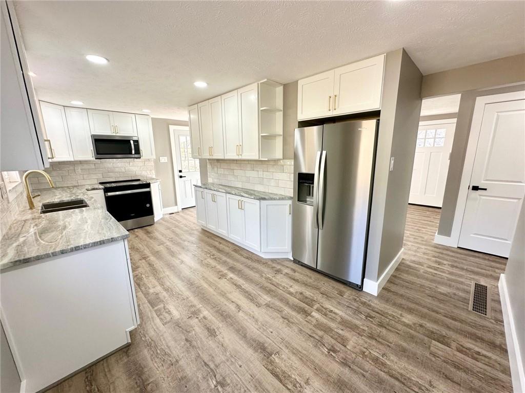 304 Vaneal Road Washington, PA 15301 - Photo 8 of 30 Gallery Image 8