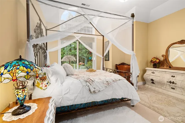 $1,250,000 | 2599 Seminary Hill Road, Centralia, WA 98531