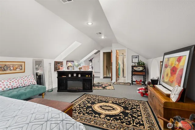 $1,250,000 | 2599 Seminary Hill Road, Centralia, WA 98531