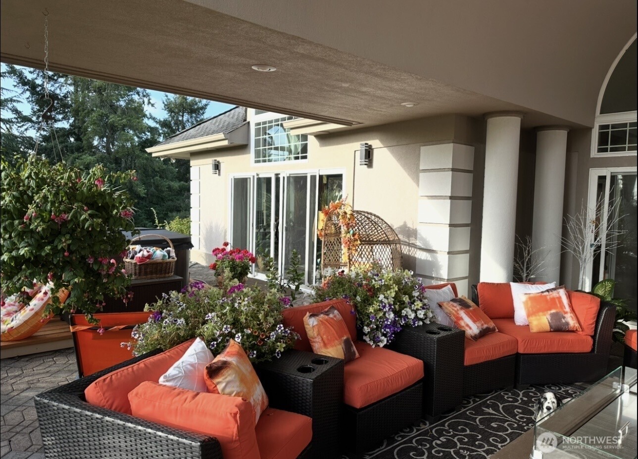 2599 Seminary Hill Road Centralia, WA 98531 - Photo 25 of 40 a outdoor space with patio furniture