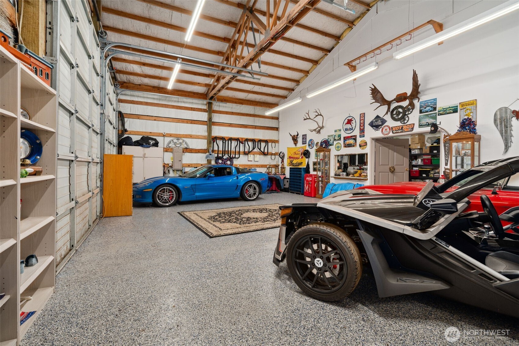 2599 Seminary Hill Road Centralia, WA 98531 - Photo 33 of 40 a car is parked in a garage