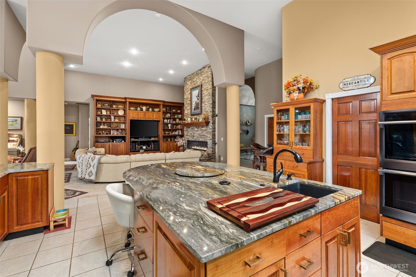 2599 Seminary Hill Road Centralia, WA 98531 - Photo 6 of 38