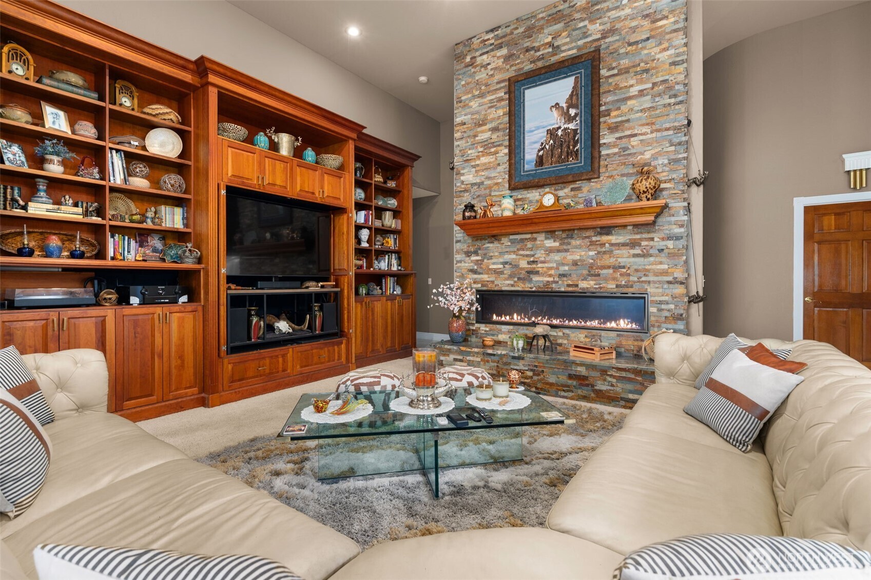 2599 Seminary Hill Road Centralia, WA 98531 - Photo 9 of 40 a living room with furniture and a fireplace
