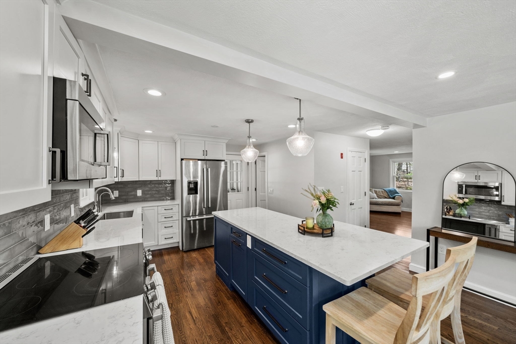 541 Flagg Hill Road Boxborough, MA 01719 - Photo 5 of 27