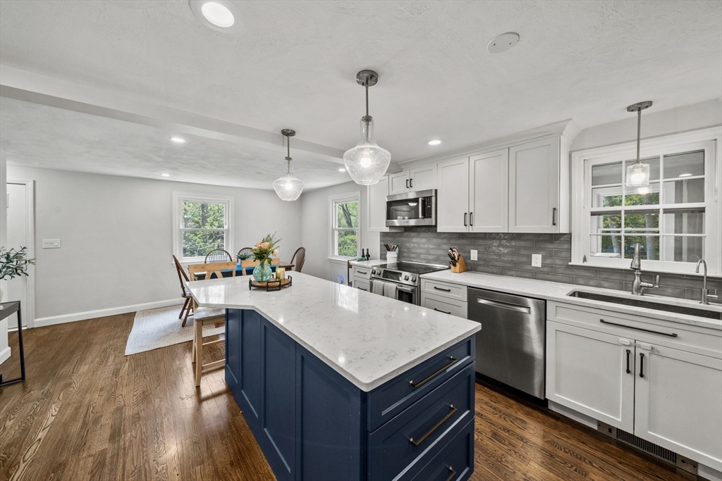 541 Flagg Hill Road Boxborough, MA 01719 - Photo 6 of 27