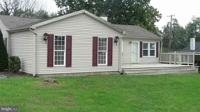 329 Salt Road Enola, PA 17025 - Photo 2 of 9 Gallery Image 2