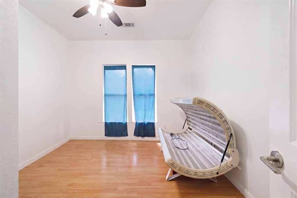 403 Monroe Street Deport, TX 75435 - Photo 13 of 17