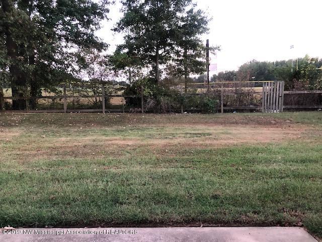 3099 Latimer Road Horn Lake, MS 38637 - Photo 16 of 17 IMG_8879