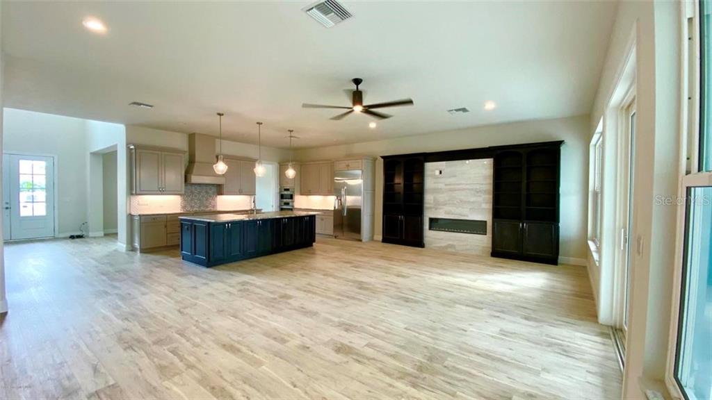 1735 Via Roma Merritt Island, FL 32952 - Photo 9 of 33 Gallery Image 9