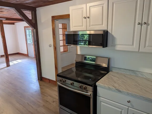 $2,600 | 25 Graves Street, Deerfield, MA 01373