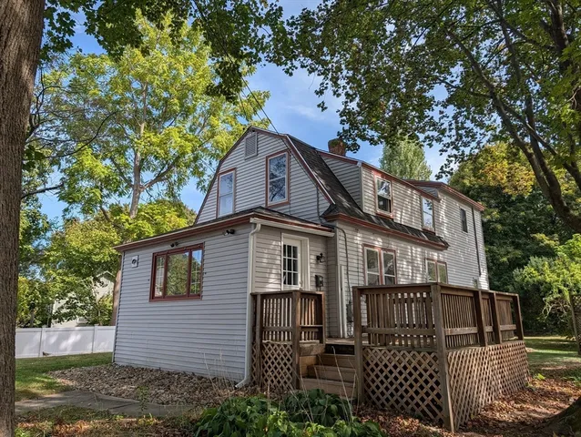 $2,600 | 25 Graves Street, Deerfield, MA 01373