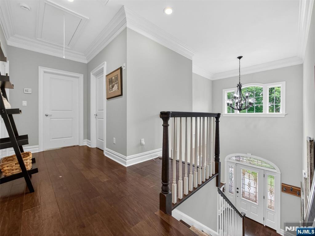 444 Lake Road Wyckoff, NJ 07481 - Photo 32 of 50