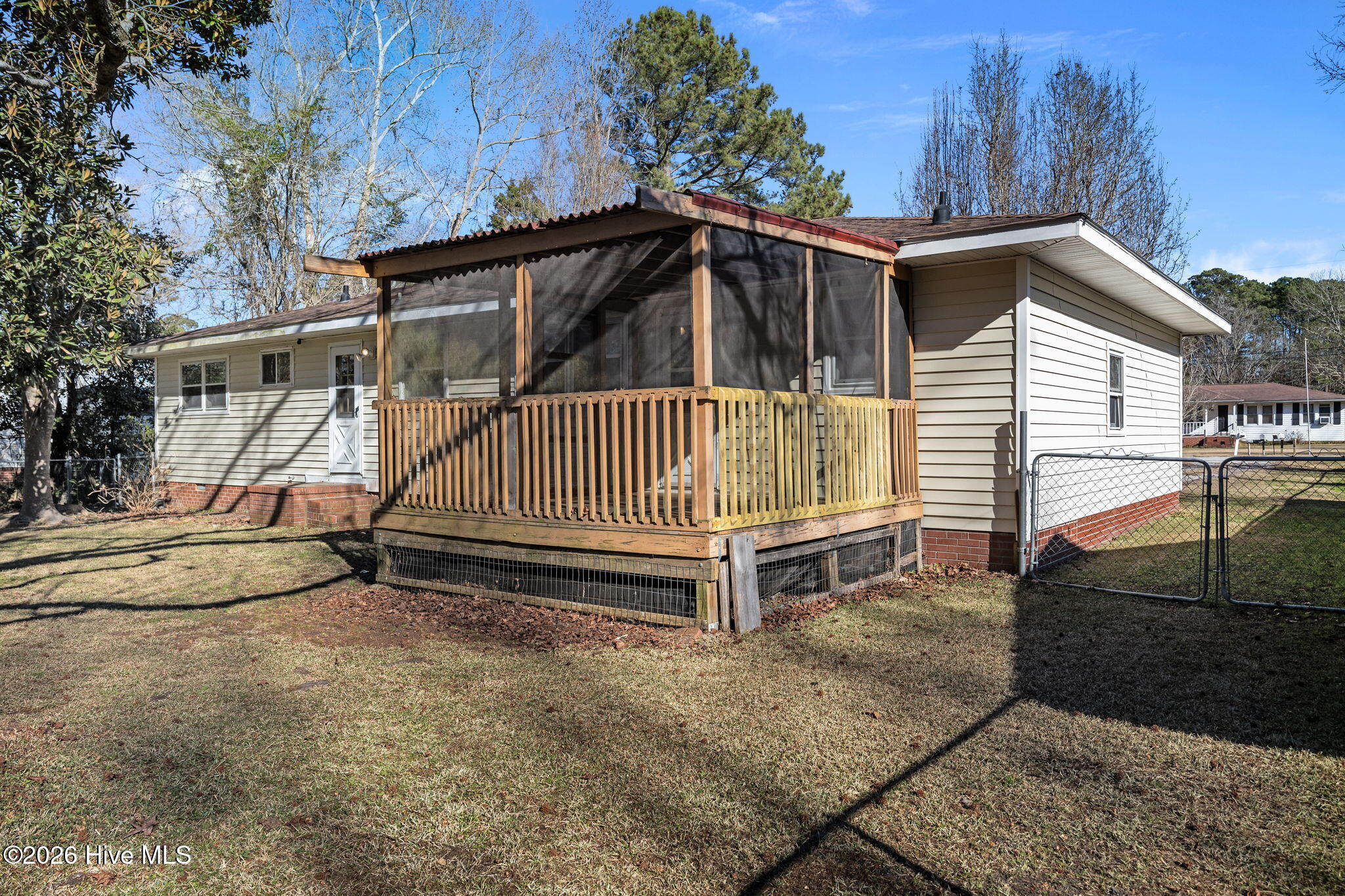1509 Onslow Pines Road Jacksonville, NC 28540 - Photo 5 of 40 Backyard