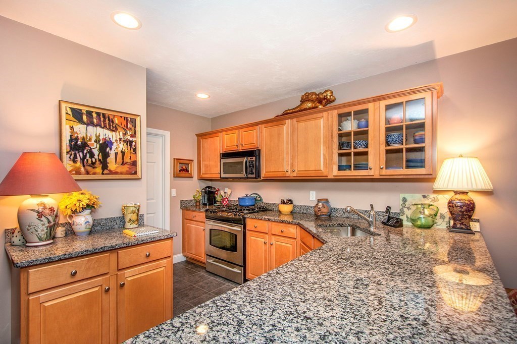 28 Turnberry Road, Unit 28 Bourne, MA 02532 - Photo 8 of 35 Gallery Image 8
