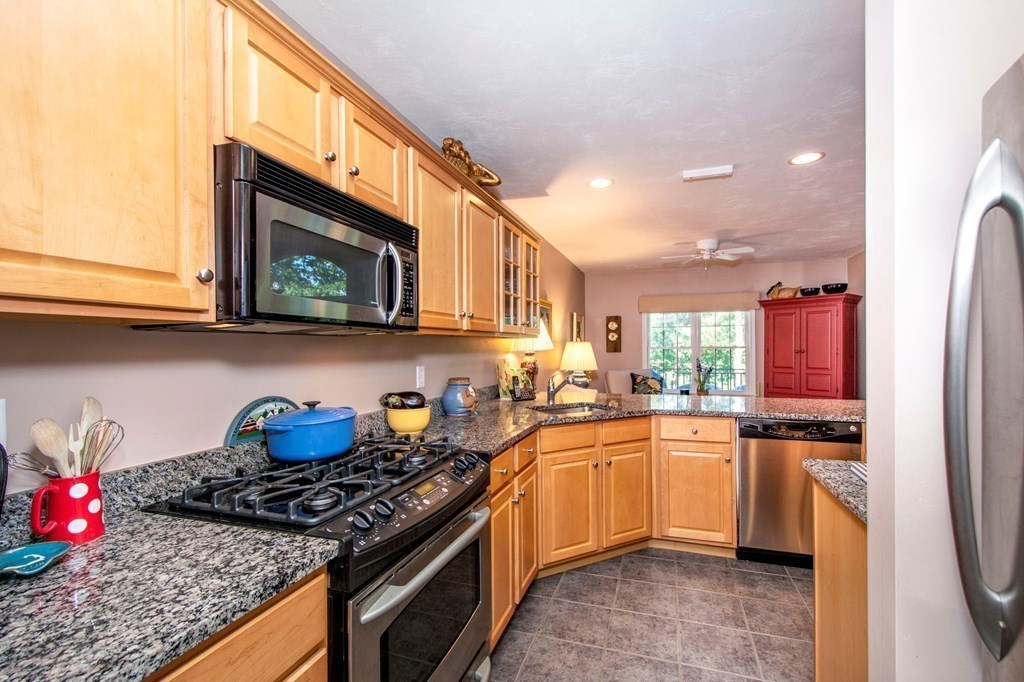 28 Turnberry Road, Unit 28 Bourne, MA 02532 - Photo 9 of 35 Gallery Image 9