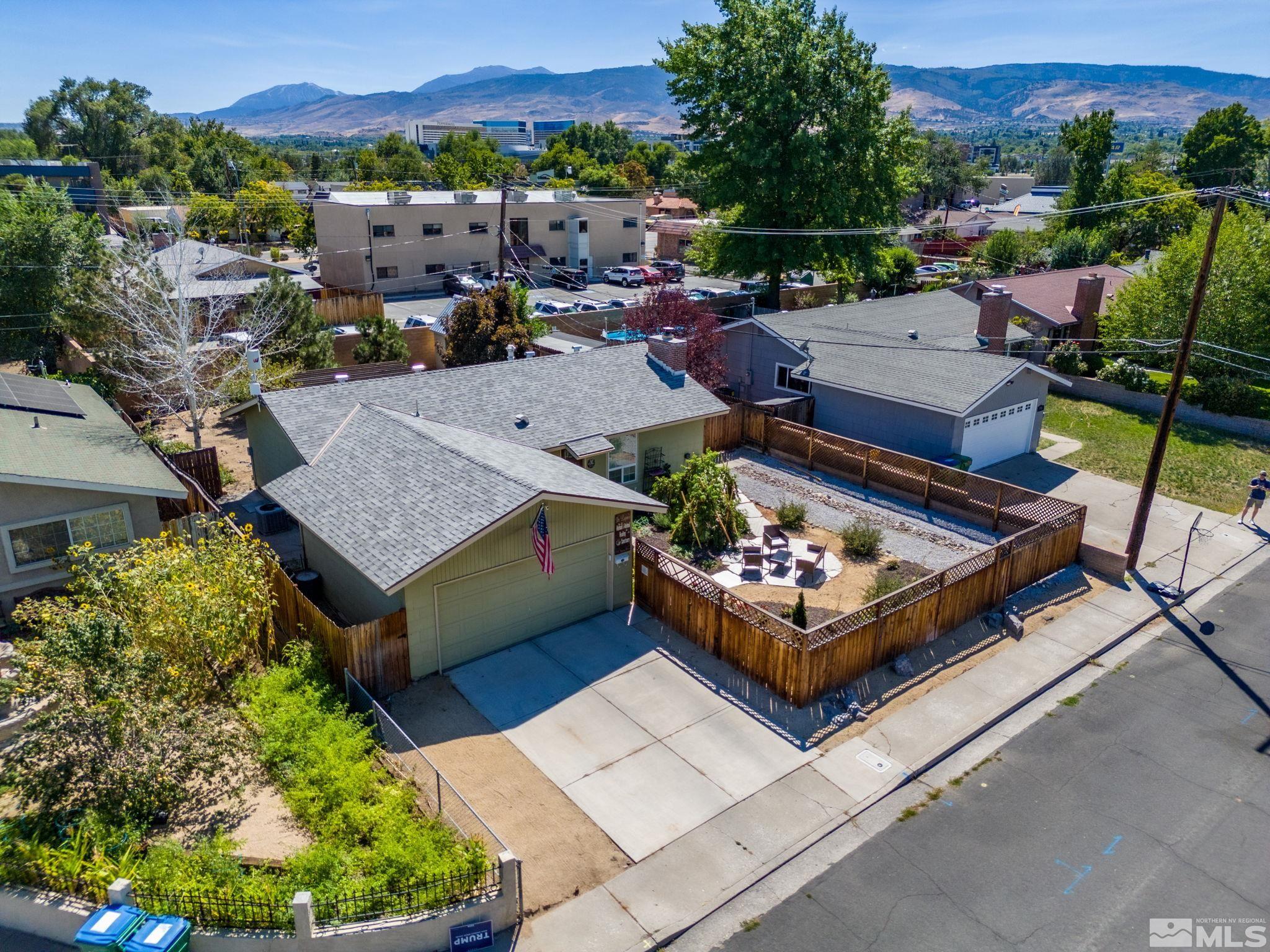 770 Topaz Drive Reno, NV 89502 - Photo 2 of 40 Photo 2