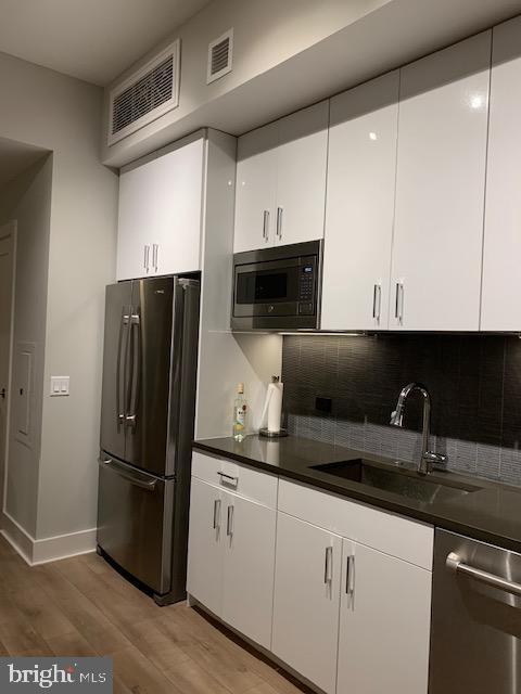 88 V Street Southwest, Unit 806 Washington, DC 20024 - Photo 16 of 23