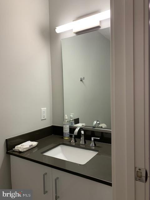 88 V Street Southwest, Unit 806 Washington, DC 20024 - Photo 17 of 23