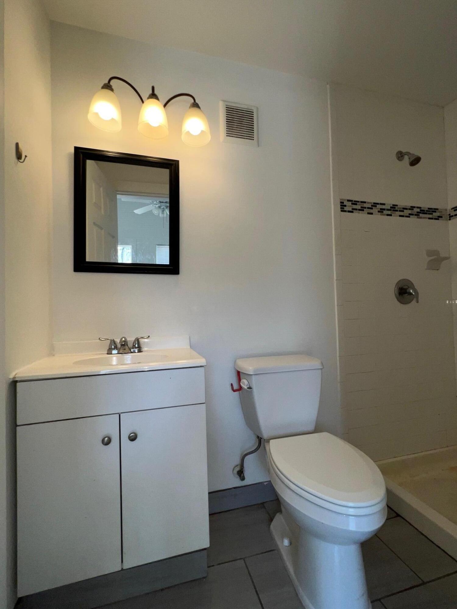 301 South 7th Street, Unit 2 Fort Pierce, FL 34950 - Photo 16 of 17 IMG_6739