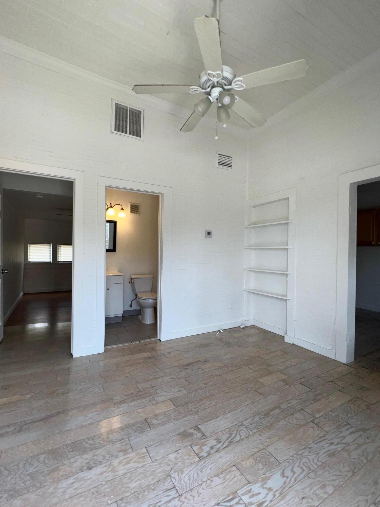 301 South 7th Street, Unit 2 Fort Pierce, FL 34950 - Photo 7 of 17 IMG_6737