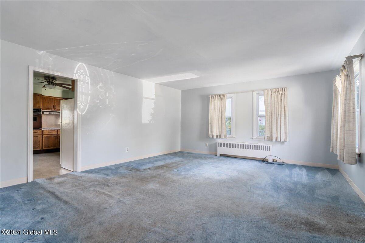 35 Tull Drive Colonie, NY 12205 - Photo 14 of 30 17-35 TULL DR-24