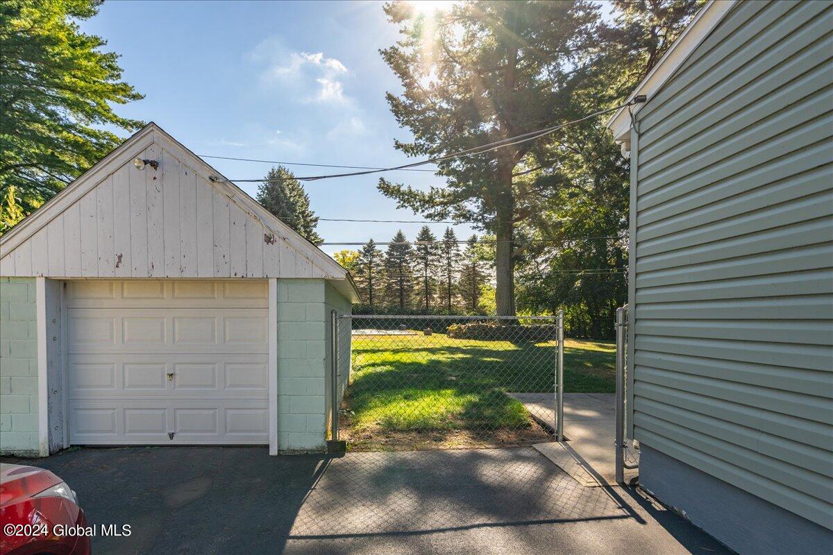 35 Tull Drive Colonie, NY 12205 - Photo 20 of 30 26-35 TULL DR-6