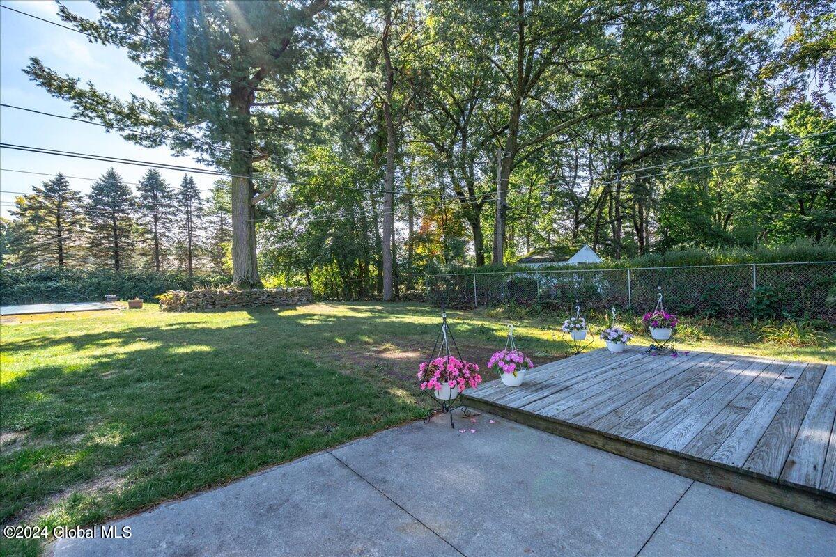 35 Tull Drive Colonie, NY 12205 - Photo 21 of 30 27-35 TULL DR-7