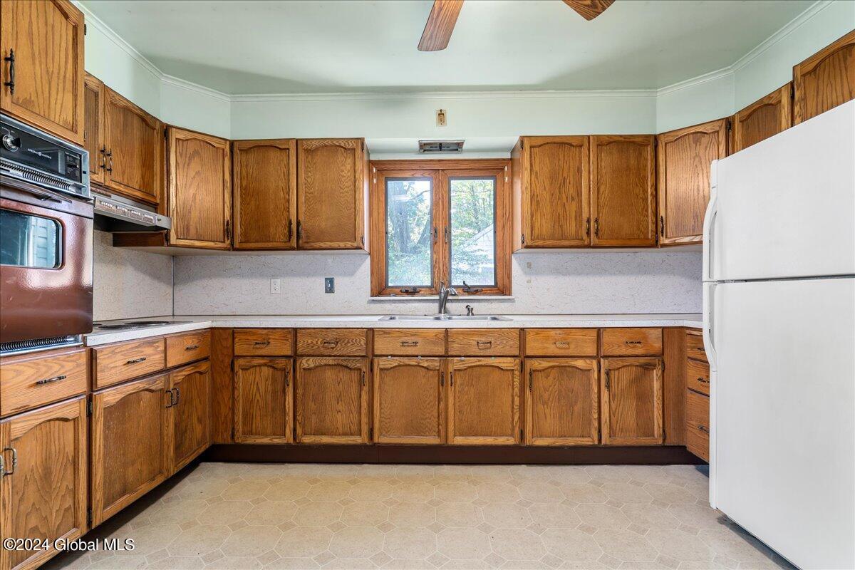 35 Tull Drive Colonie, NY 12205 - Photo 10 of 30 13-35 TULL DR-20