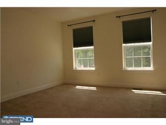 208 Spring Lane West Chester, PA 19382 - Photo 8 of 12 Gallery Image 8