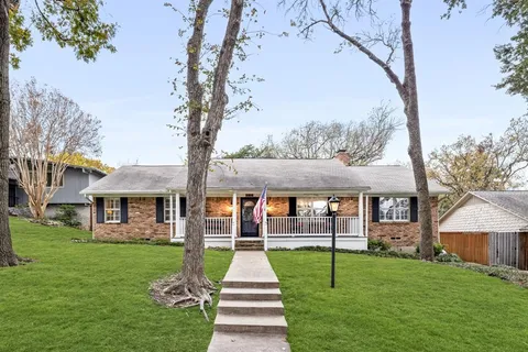 $1,125,000 | 9258 Cliffmere Drive, Dallas, TX 75238