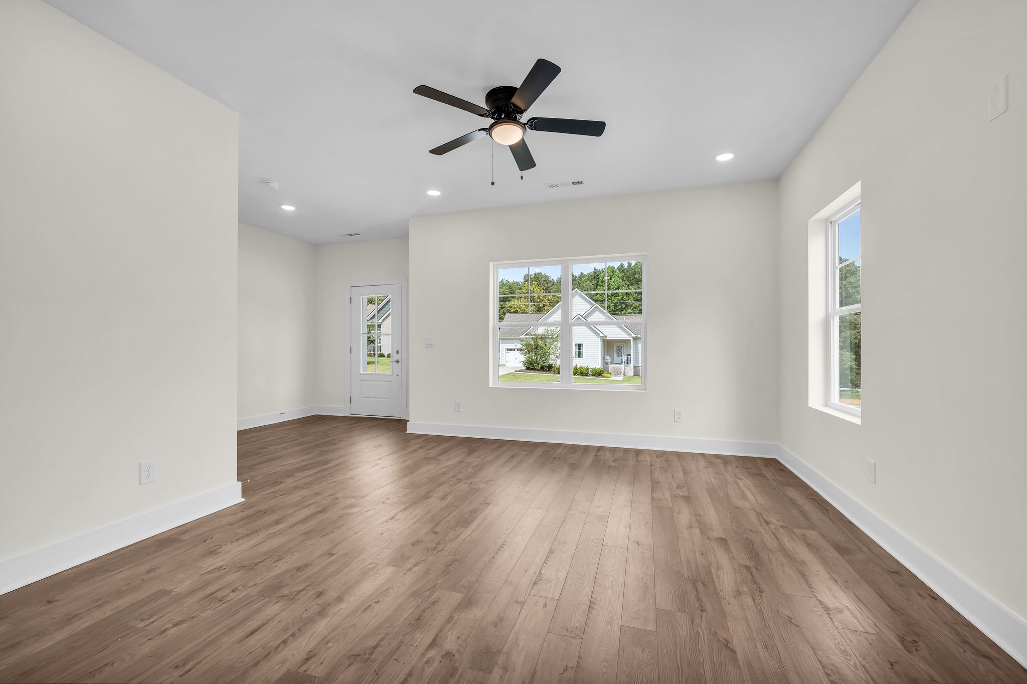1026 Sycamore Ridge East Burns, TN 37029 - Photo 7 of 29 Gallery Image 7
