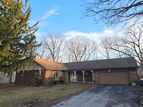 $499,900 | 5174 Highland Cove Court, Monticello, IN 47960