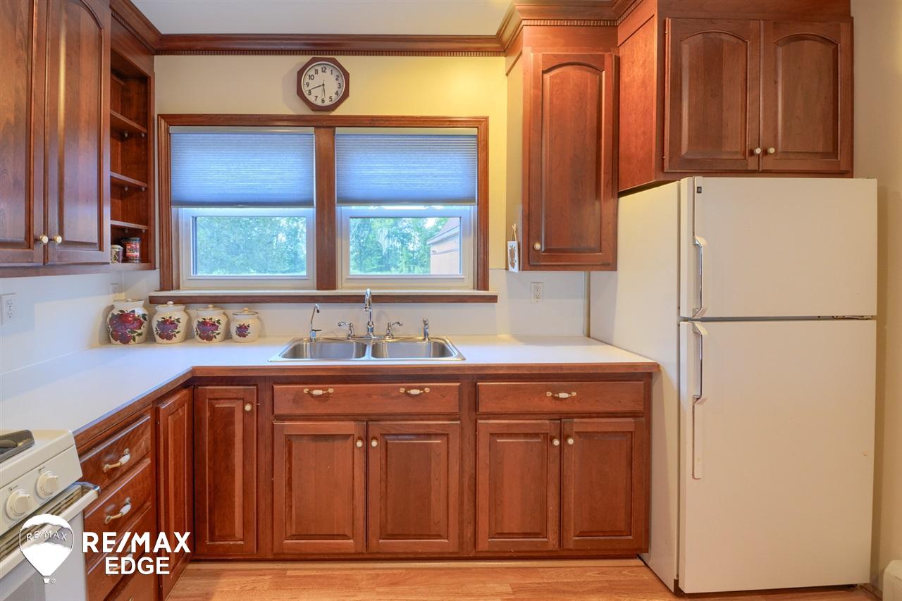 10449 East Potter Road Davison, MI 48423 - Photo 7 of 38 21461364-6.JPG