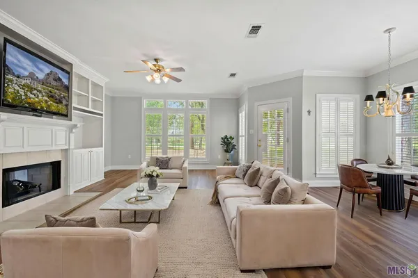 $289,000 | 6110 Beechgrove Lane, St. Francisville, LA 70775