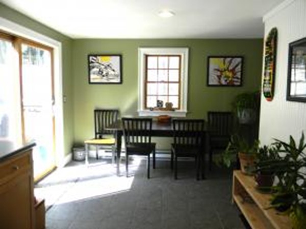18 Ashford Road Hampstead, NH 03841 - Photo 4 of 20