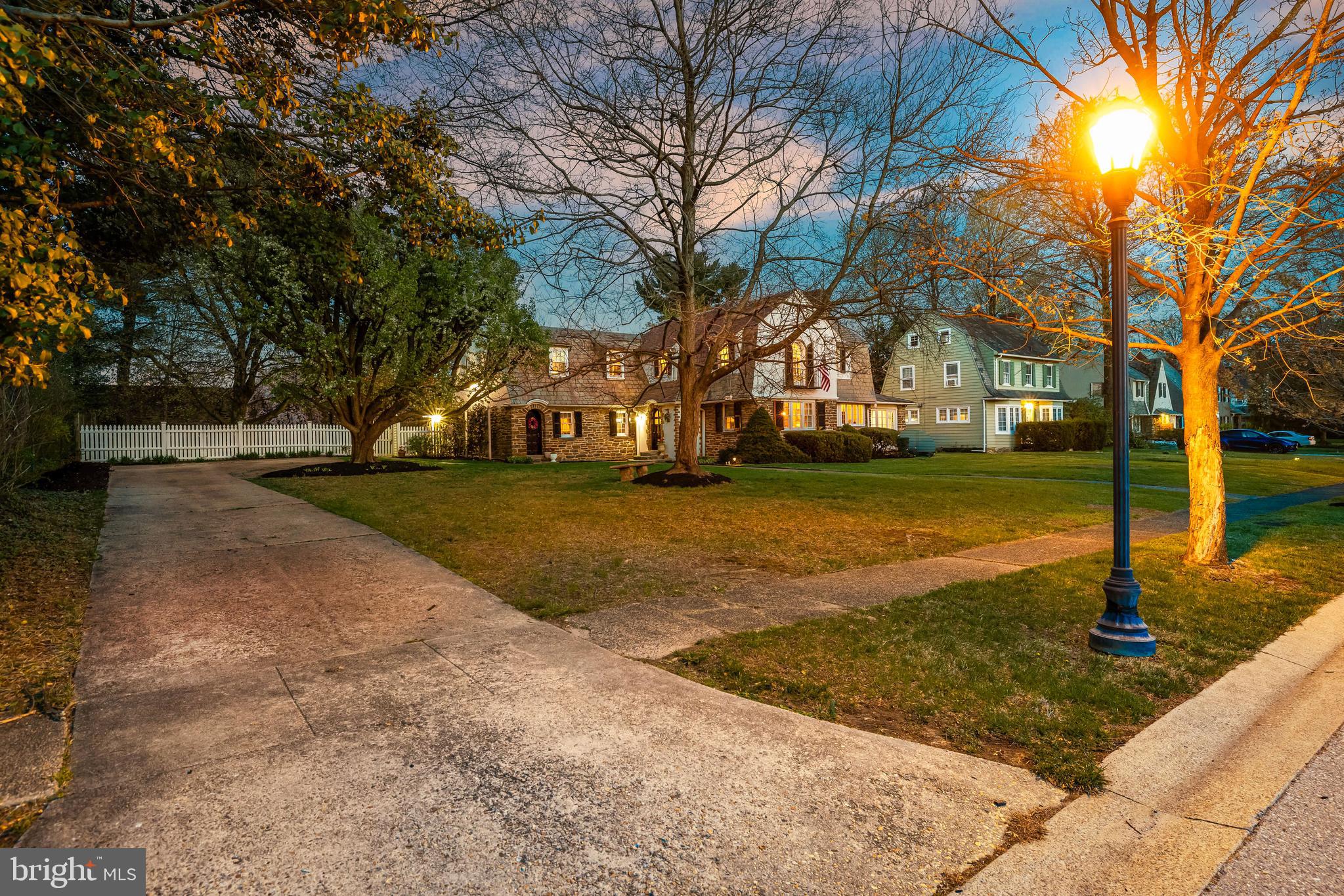 4309 Wendover Road Baltimore, MD 21218 - Photo 3 of 56 a view of a yard with a fountain