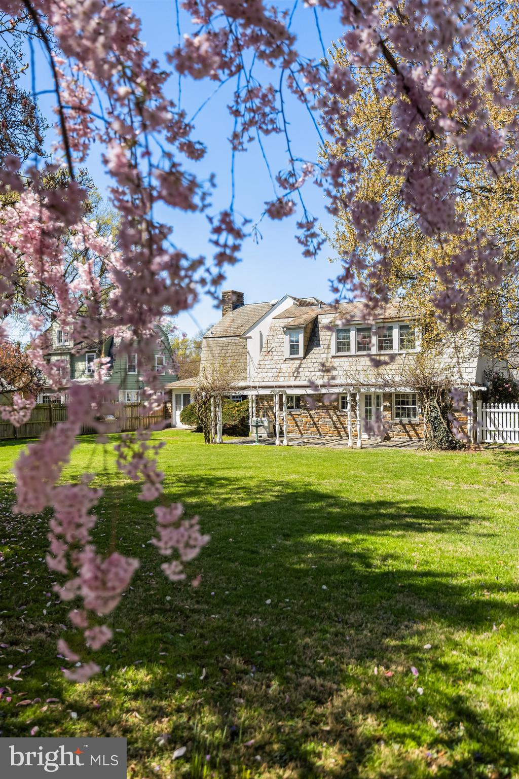 4309 Wendover Road Baltimore, MD 21218 - Photo 52 of 56 a view of a house with a big yard