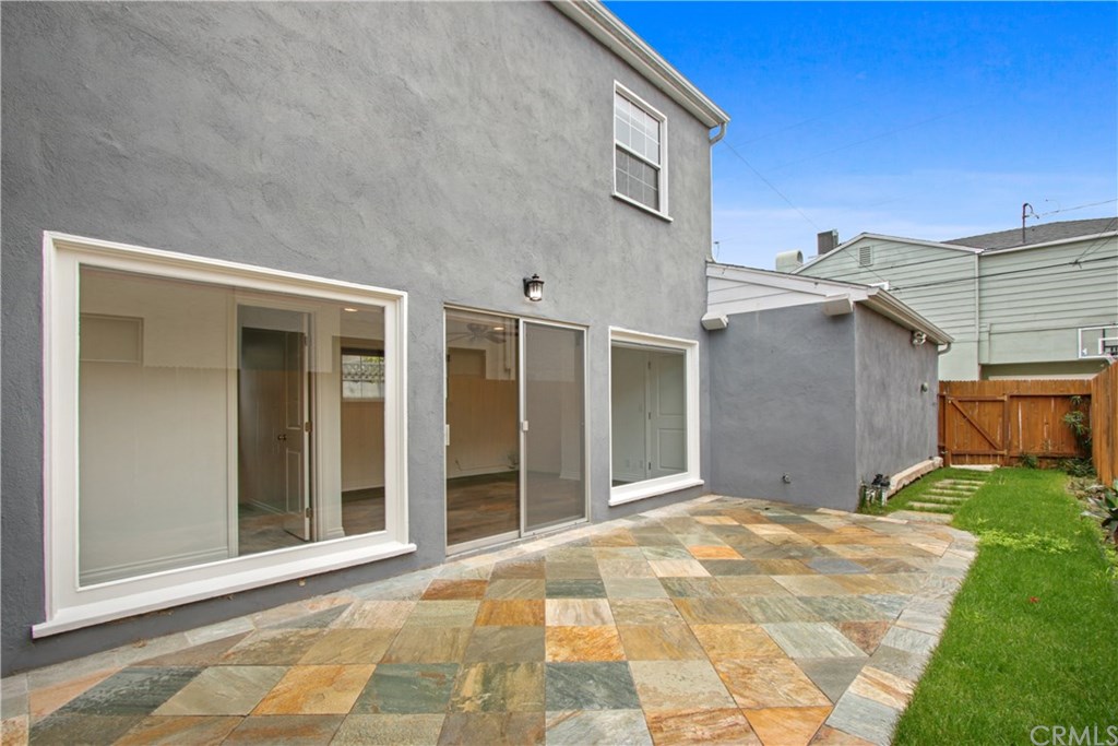 46 Sicilian Walk Long Beach, CA 90803 - Photo 20 of 24