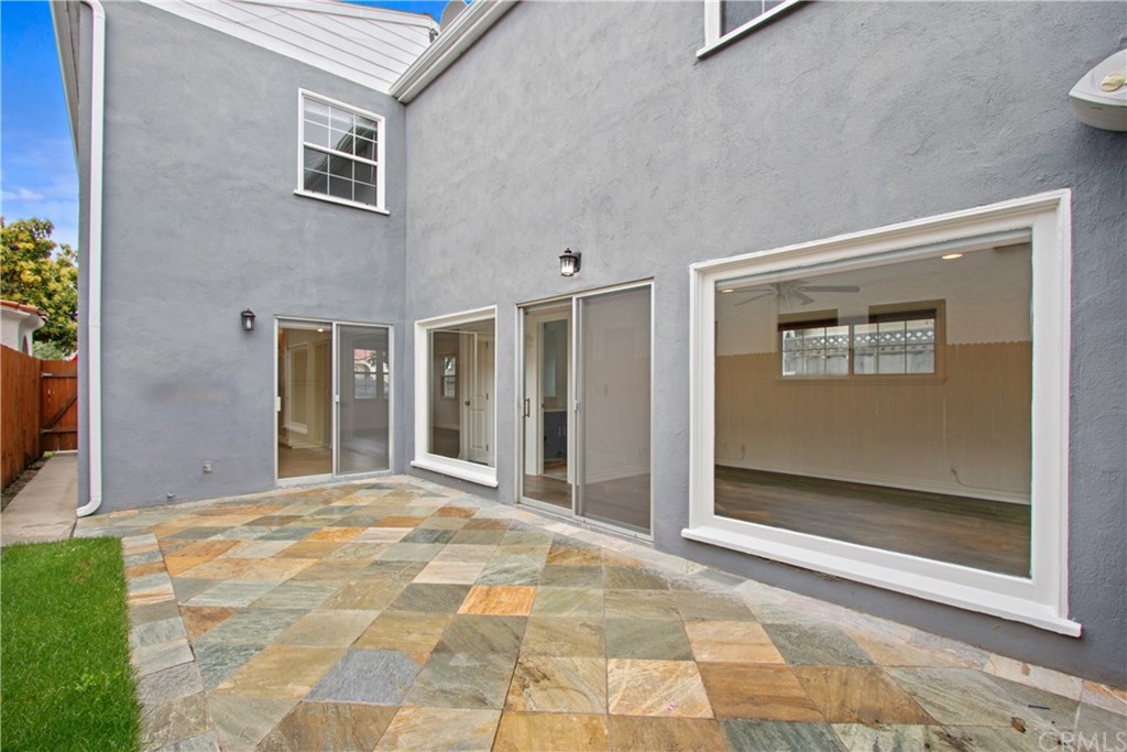 46 Sicilian Walk Long Beach, CA 90803 - Photo 22 of 24