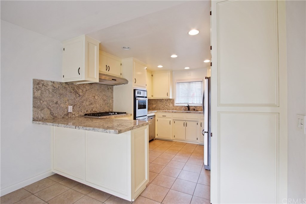 46 Sicilian Walk Long Beach, CA 90803 - Photo 7 of 24